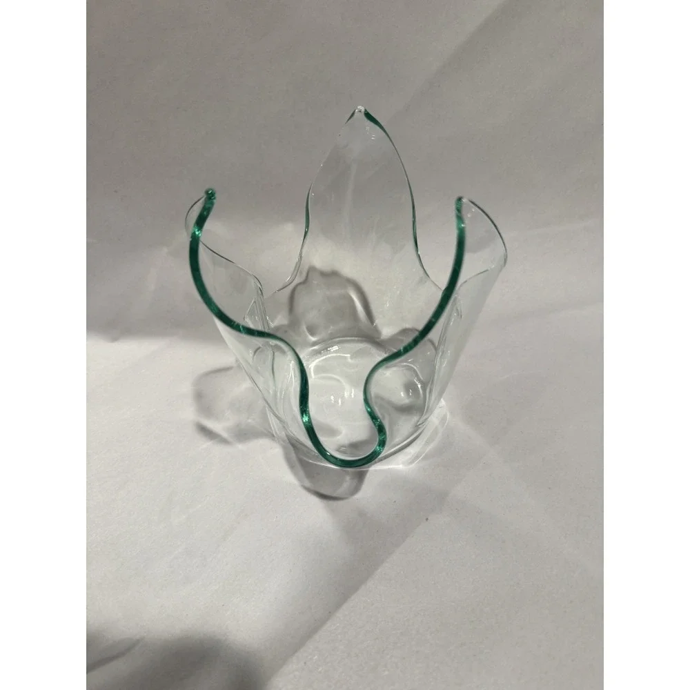 Green, Handmade, Blown Glass Handkerchief Vase Made in Taiwan, vintage